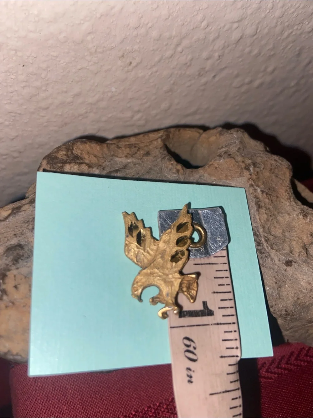 5/$10❤️❤️❤️Vintage 90s Hold Tone Eagle Pin